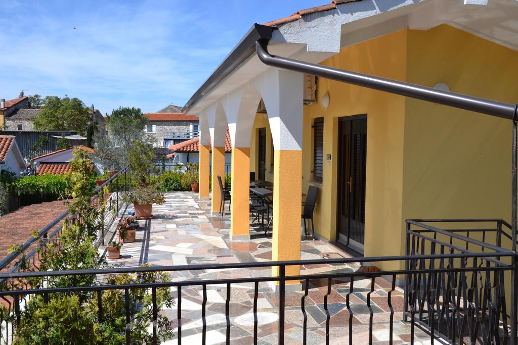 Giorgina Apartments Умаг Экстерьер фото